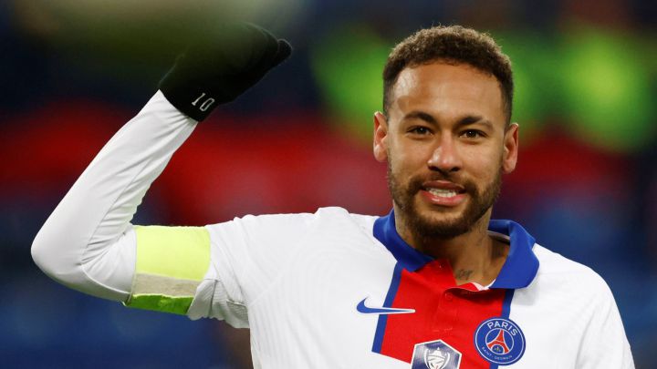 PSG's two wins over Barca as Neymar signs a life long extension 