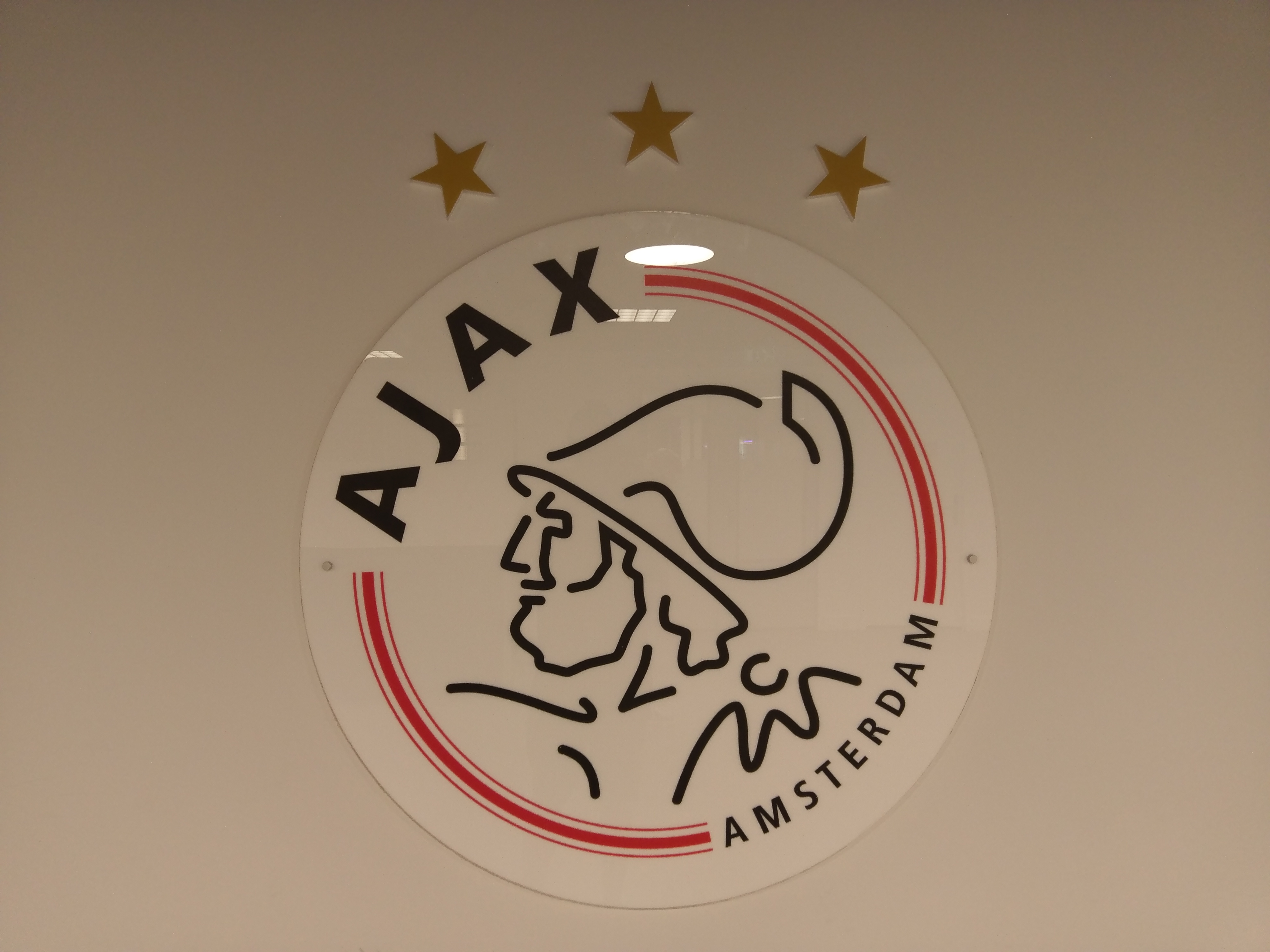 Ajax buys De Ligt's replacement: The first Mexican in the Amsterdam club ever