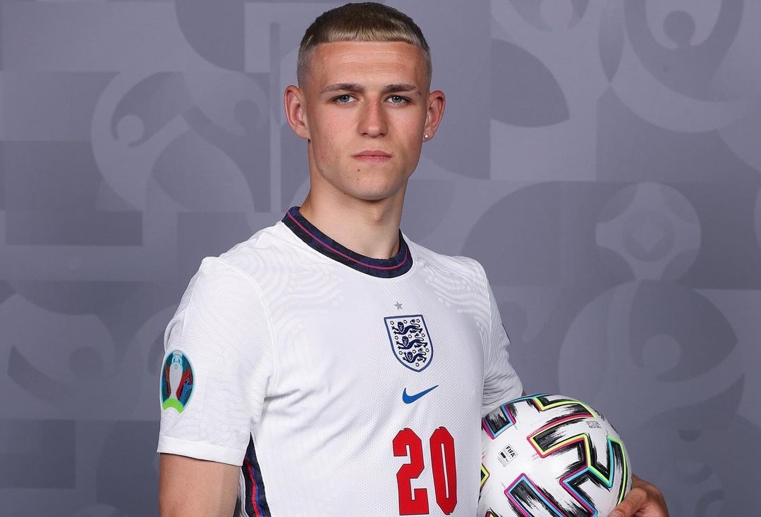 Rooney on Foden criticism: I love him as a footballer but he has been moulded into a City player
