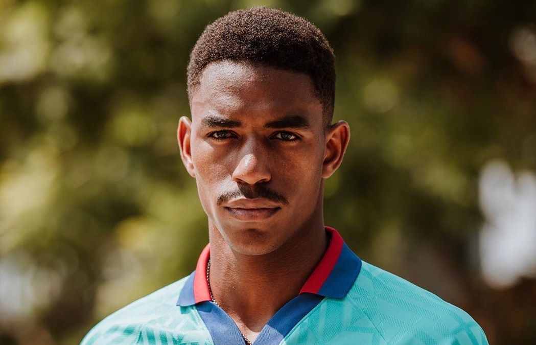 Barca's Junior Firpo denies he hurt his hand by go-karting
