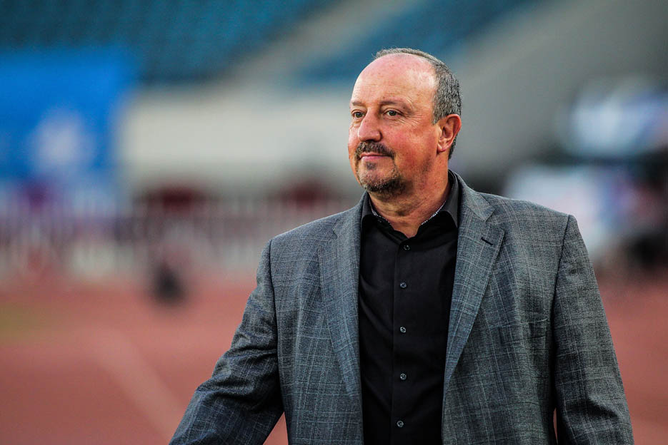 Rafa Benitez’s personal life: Charming his future wife with 4-4-2