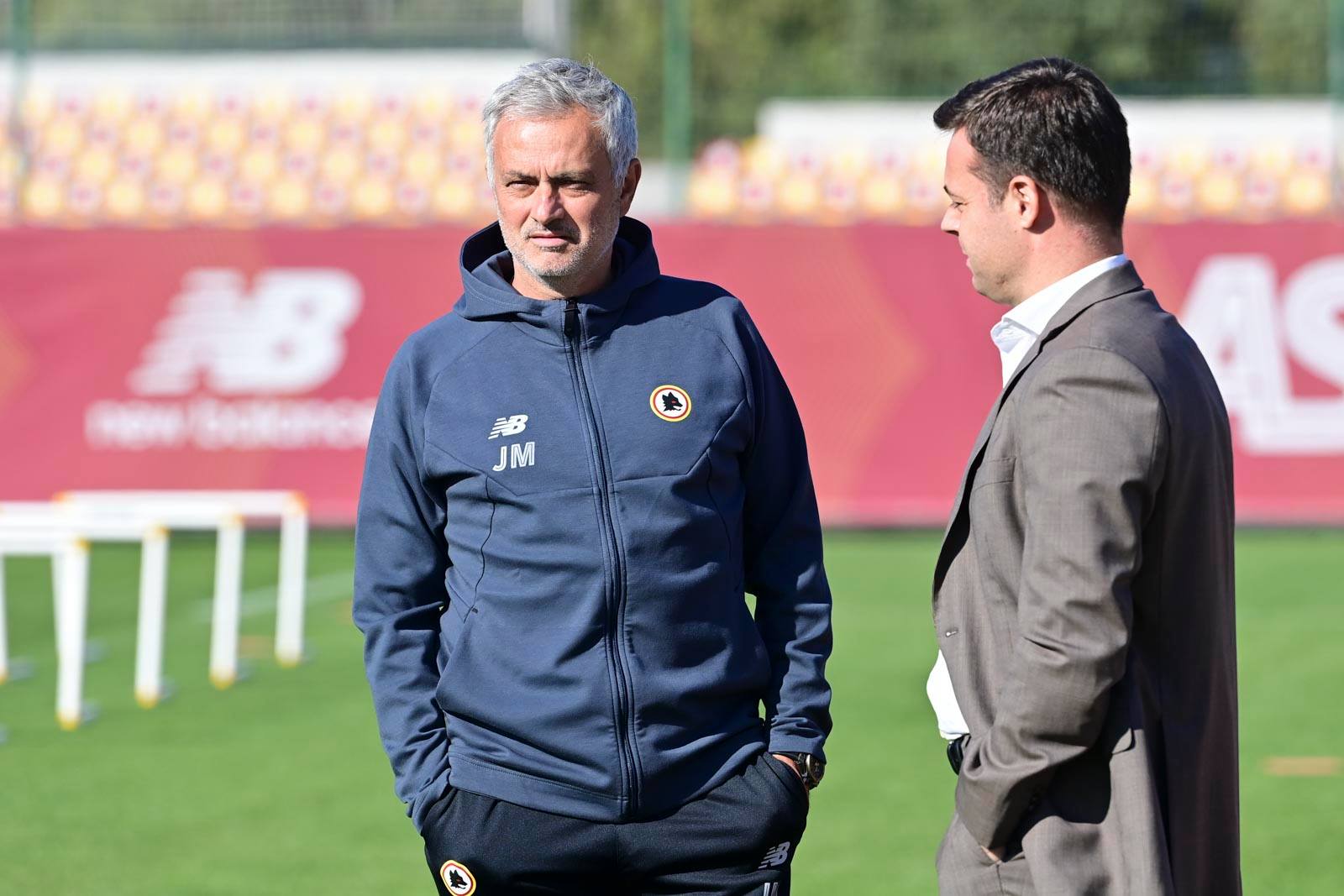 Totti defends Mourinho: He's not the problem at Roma, he won more than all other Serie A managers combined 