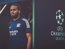 A full-fledged exodus from Lyon, several clubs looking at Denayer 