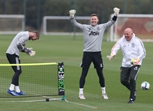 Solskjaer talks up United's second keeper Henderson: He can be one of the best in the world