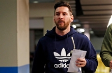 Messi watch: Leo won't be attending Barca medicals and there might not be a release fee