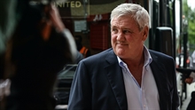 Steve Bruce berates the media after Newcastle confirms he will stay on for his 1,000th game: You're getting a slap from your bosses