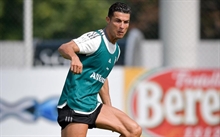 Cristiano close to Manchester City, personal terms agreed, yet Juve wants a fee, Manchester is hesitating 