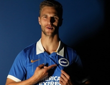 Brighton sign Joel Veltman from Ajax