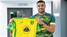 Liverpool's failed saviour signs for Norwich on loan with an option to buy 