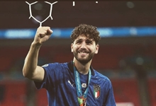 Locatelli will rather stay at Sassuolo than join Arsenal this summer, as Juve's first offer gets rejected