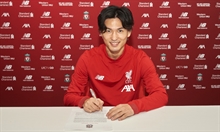 Liverpool confirm the signing of Minamino