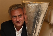 Mourinho on Spurs sacking him week before the final: I have 25 and a half trophies 
