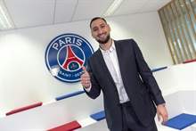 A goalkeeper for the ages: Donnarumma officially signs for PSG