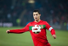 Ronaldo scores a superb hat-trick 